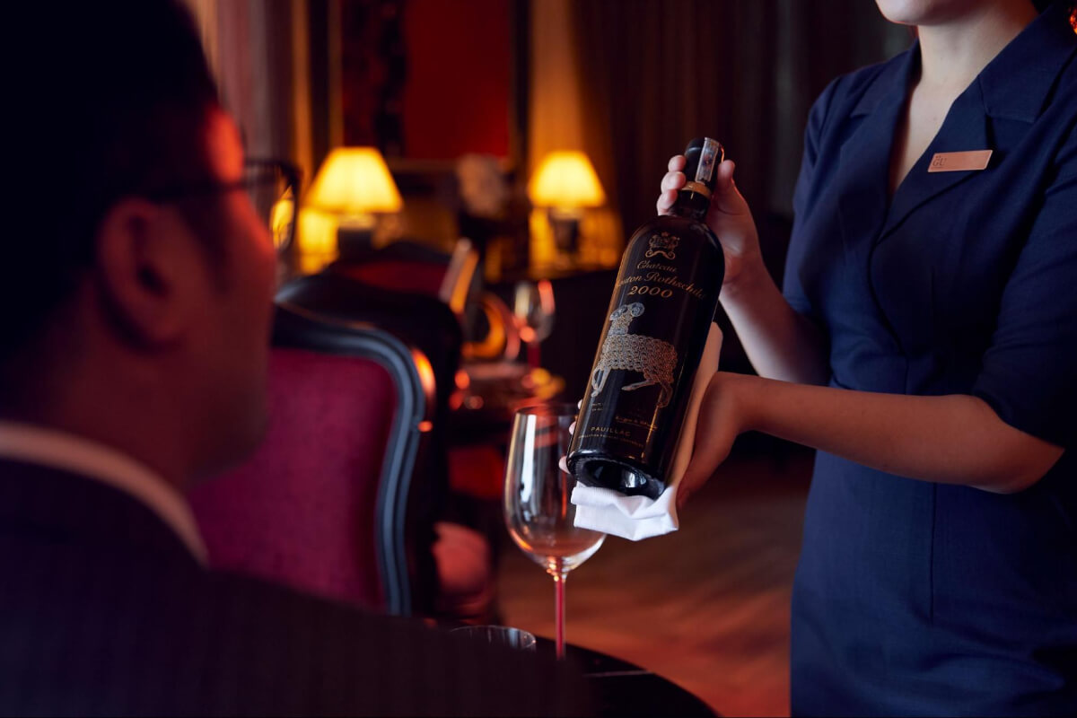 Château Mouton Rothschild xếp hạng Grand Cru Classé bậc nhất ở Bordeaux